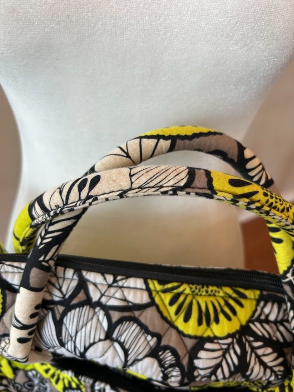 🌟 Vera Bradley 2-Pc Green/White Floral Travel Set • Duffle & Crossbody - Picture 8 of 12